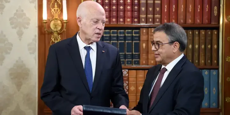 Tunisie : Saied dévoile de nouveaux exemples de financements étrangers suspects