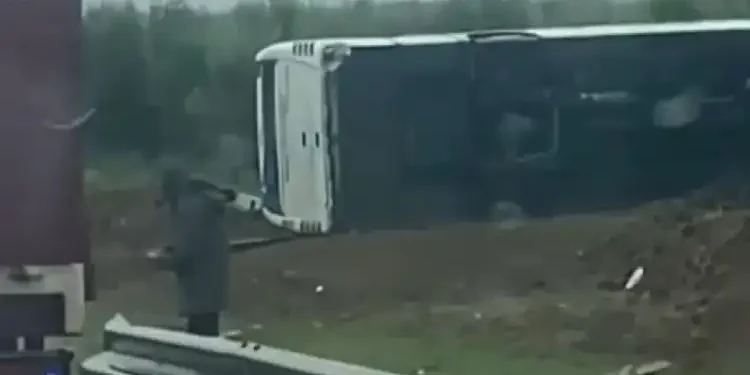 A cause de la pluie, un bus transportant des touristes dérape à Bouficha
