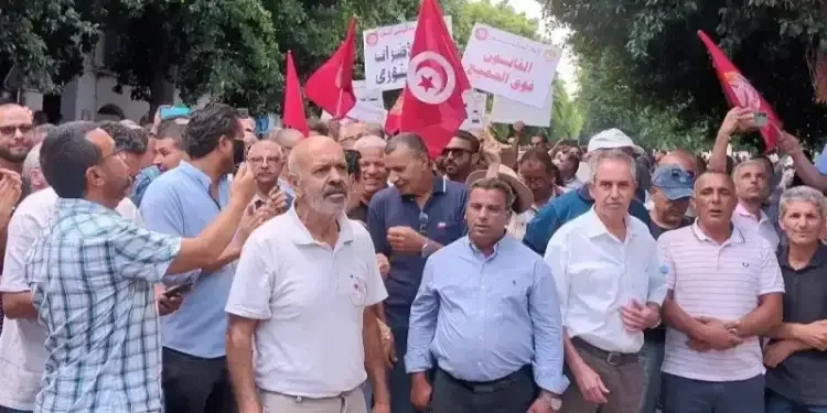 Tunisie : A cinq jours de la rentrée, les enseignants en colère
