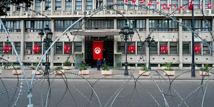 Tunisie : le ministère de l'Intérieur lève le voile sur un braquage déguisé