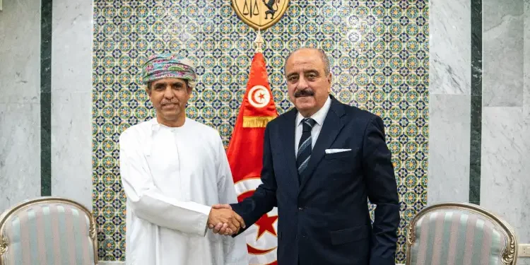 Tunisie : l’ambassadeur d’Oman reçu par le MAE