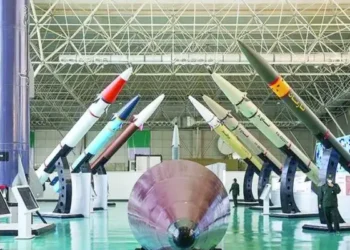 L'arsenal militaire de l'Iran et d'Israël : Une comparaison stratégique