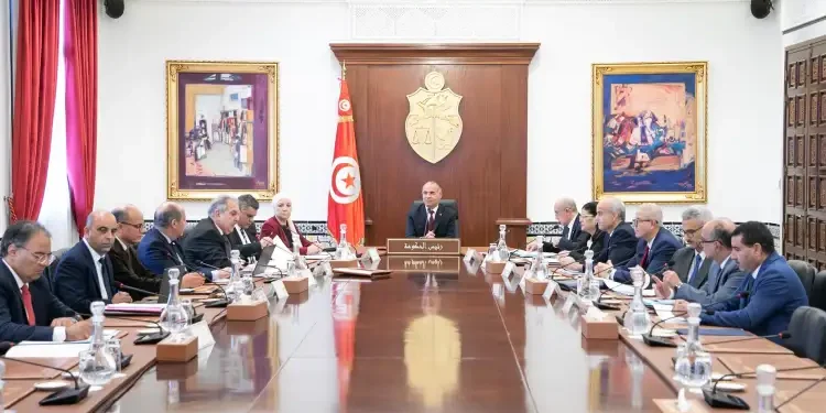 Tunisie : CM sur la modernisation des structures sportives