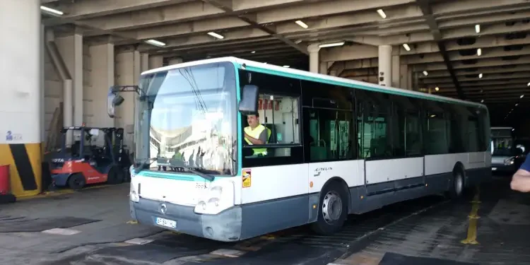 Tunisie : Les 75 bus français usagés sont arrivés à La Goulette