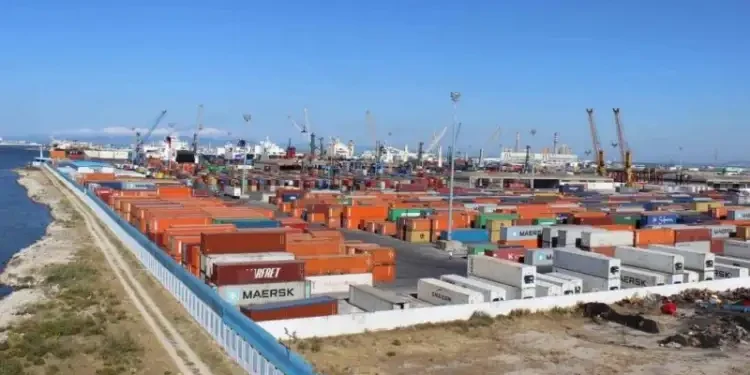 Tunisie : Réduction du déficit courant à 2,122 milliards de dinars