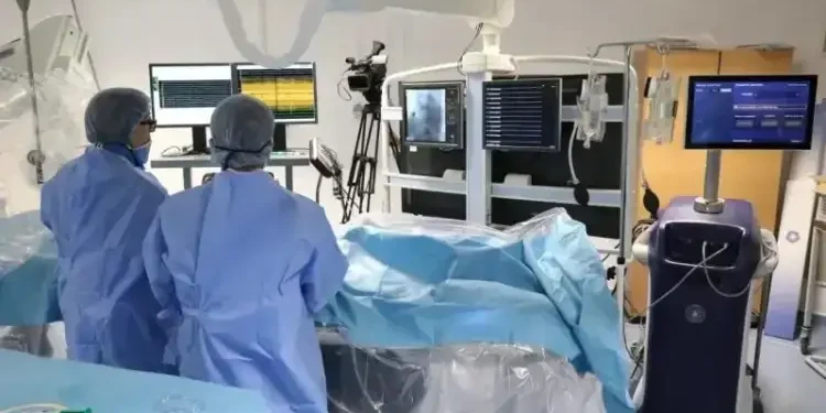 Tunisie : Succès d’une intervention endovasculaire pour traiter une malformation artérioveineuse
