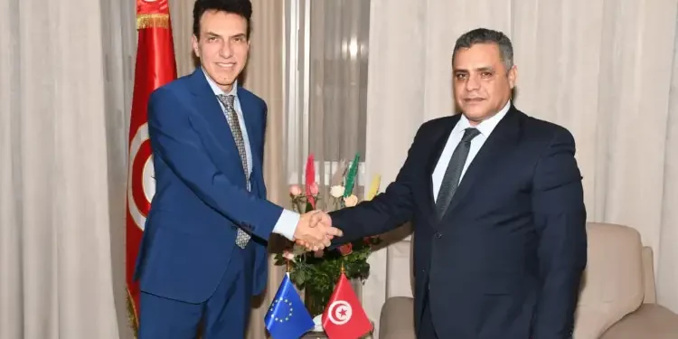 Tunisie : Le ministre de l'intérieur reçoit l'ambassadeur de l'UE