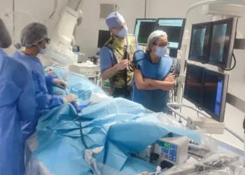 Tunisie : Une percée mondiale en chirurgie cardiaque avec une opération révolutionnaire au CHU La Rabta