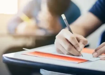 Tunisie : Les enseignants appelés à ne pas verser les notes sur la plateforme du ministère de l’Education
