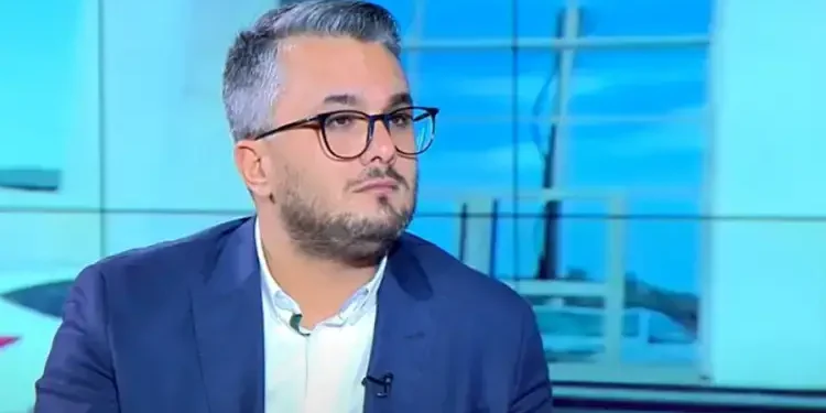 Expulsé de Tunisie, un journaliste libyen dévoile son traitement en Libye
