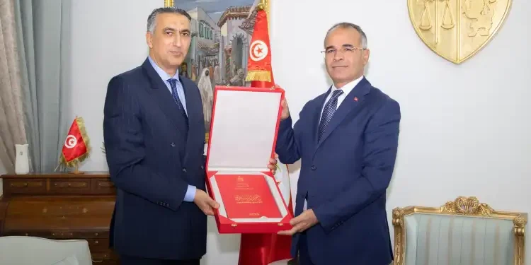 Tunisie : Kamel Maddouri reçoit le rapport annuel du Haut Comité du Contrôle Administratif
