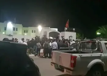 Djerba : des tensions après une arrestation, la désinformation s’en mêle