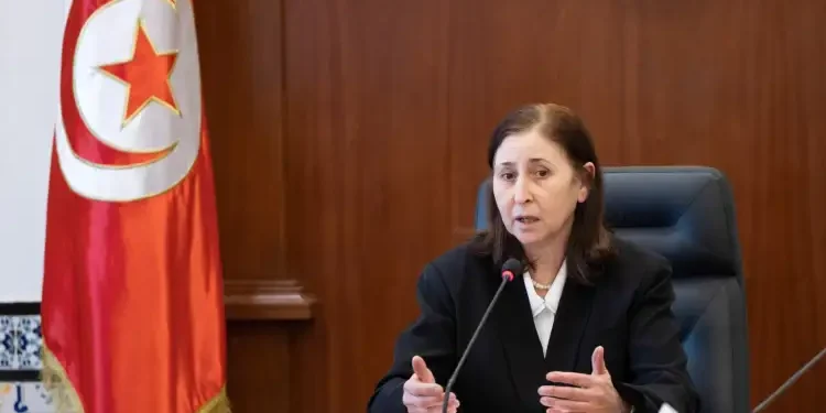 Tunisie : Sarra Zaafrani Zenzri préside sa première réunion ministérielle