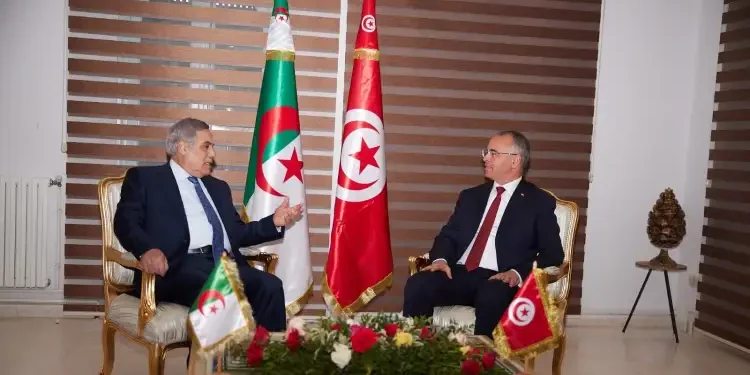 La Tunisie et l’Algérie échangent sur le développement des régions frontalières