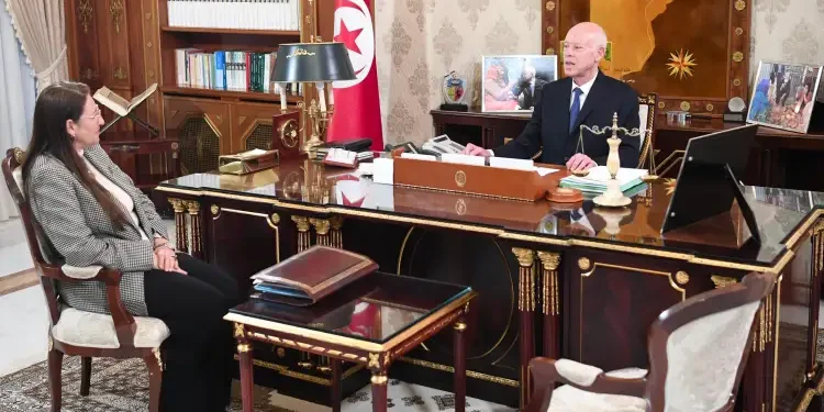 Tunisie : Saïed insiste sur l’implication des banques publiques dans la politique sociale de l'État