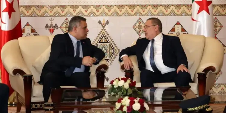 Tunisie : Le ministre de l’Intérieur en visite officielle en Algérie