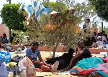 Sfax : des milliers de migrants Subsahariens évacués pacifiquement
