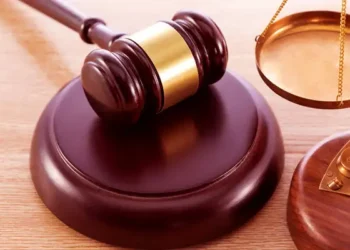 Tunisie : Mandats de dépôt émis dans des affaires de corruption et de détournement de fonds publics à Kasserine