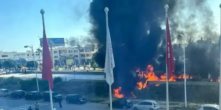 Tunis : Un bus de la Transtu prend feu au Centre Urbain Nord