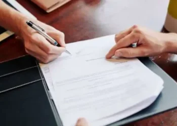 Tunisie : Publication au JORT de la loi encadrant les contrats de travail et abolissant la sous-traitance