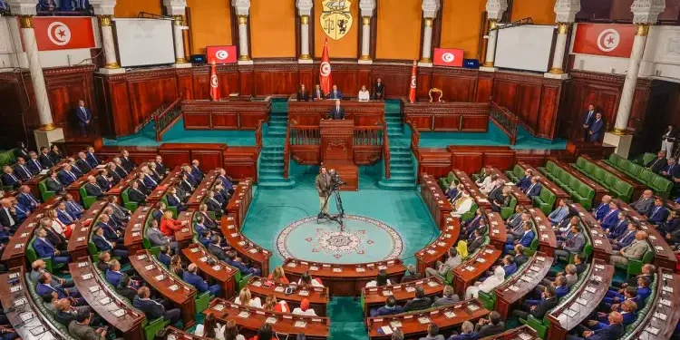Tunisie : Le Parlement avance vers la fin de la sous-traitance