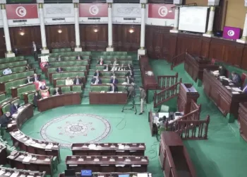 Tunisie : Sous-traitance, CDD, une réforme historique en débat à l’ARP