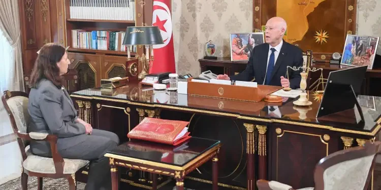 Tunisie : Kais Saied appelle à une refonte des services publics…