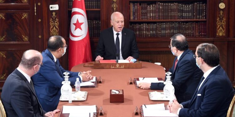 Kais Saied : "Certains cherchent &agrave; m'&eacute;carter voire &agrave; m'assassiner"