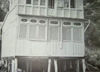 Cabanes en bord de mer