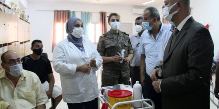 Tunisie - Coronavirus : 551 mille personnes vaccinées en une journée