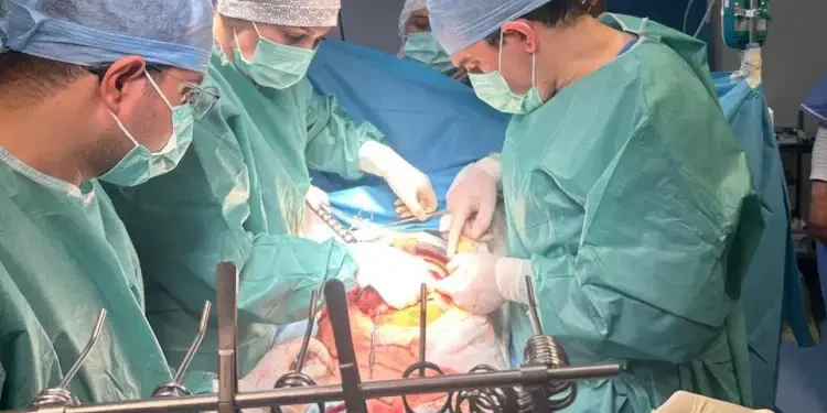 Tunisie : Une greffe de foie réussie sur un enfant de 8 ans à l’hôpital Fattouma Bourguiba