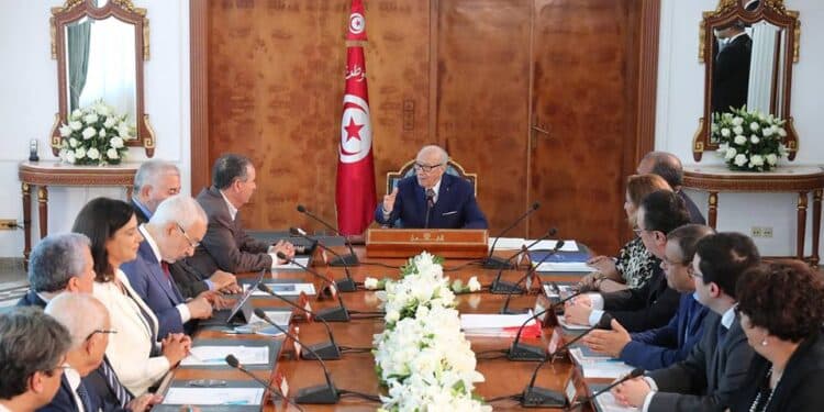 Le sort de Youssef Chahed dans la balance : R&eacute;union d&eacute;cisive des signataires de l&rsquo;Accord de Carthage II