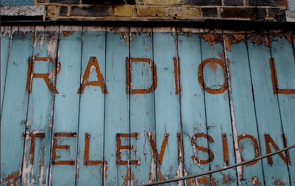 Bientôt la saisie des équipements des chaînes de télévision et radio pirates