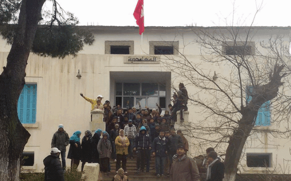 Menaces de désobéissance civile à Thala et de sit-in à Tunis