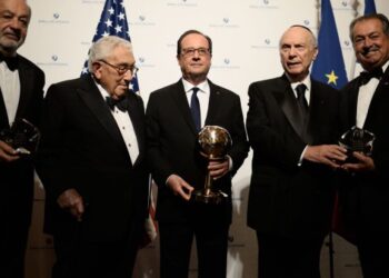 François Hollande sacré "homme d'Etat de l'année" à New York
