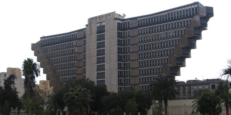 Tunis - L'hôtel du lac
