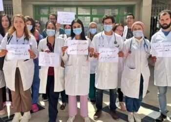 Tunisie : 7000 jeunes médecins en grève à partir du 1er juillet