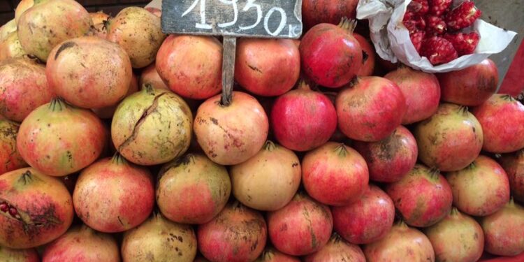 Toutes les couleurs du Marché central de Tunis : Fruits d'automne et de saison