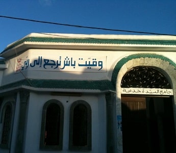 Des projets de loi accordent plus de prérogatives aux mosquées… au sein de la société