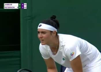 Wimbledon : Exp&eacute;ditive, Ons Jabeur se qualifie au second tour