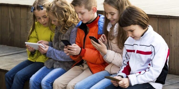 Ces réseaux sociaux qui rendent asocial
