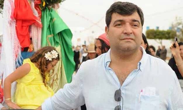 Ren&eacute; Trabelsi veut "vider" les caf&eacute;s des jeunes ch&ocirc;meurs