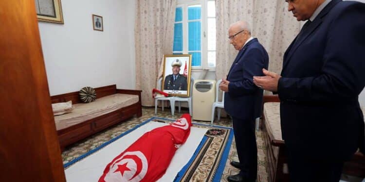 Tunisie : Le martyr Riadh Barouta rejoint sa derni&egrave;re demeure