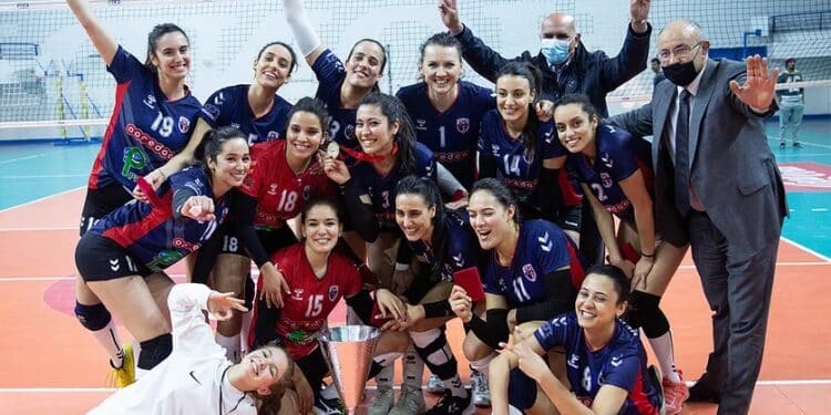Insolite : Les volleyeuses du CF Carthage remportent deux Championnats le m&ecirc;me jour
