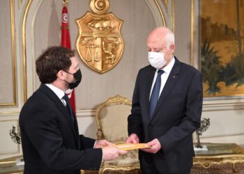 Un psychiatre parmi le convoi ayant rencontr&eacute; Saied : L&rsquo;ambassade US r&eacute;pond