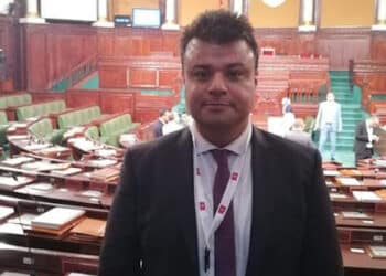 Tunisie : Le député Anouar Bechahed interdit de voyage