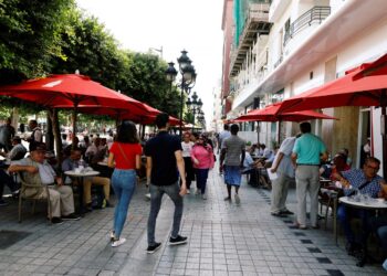 Sondage : 81% des Tunisiens soutiennent la prolongation des mesures exceptionnelles