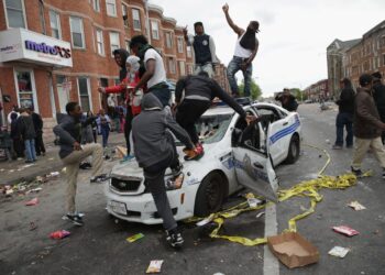 Baltimore s'embrase après la mort de Freddie Gray, jeune afro-américain