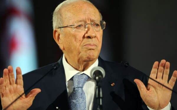 Beji Caid Essebsi invit&eacute; au sommet avec Trump en Arabie Saoudite