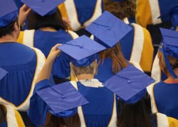 Des dipl&ocirc;mes &eacute;lectroniques remis pour la premi&egrave;re fois en Tunisie
